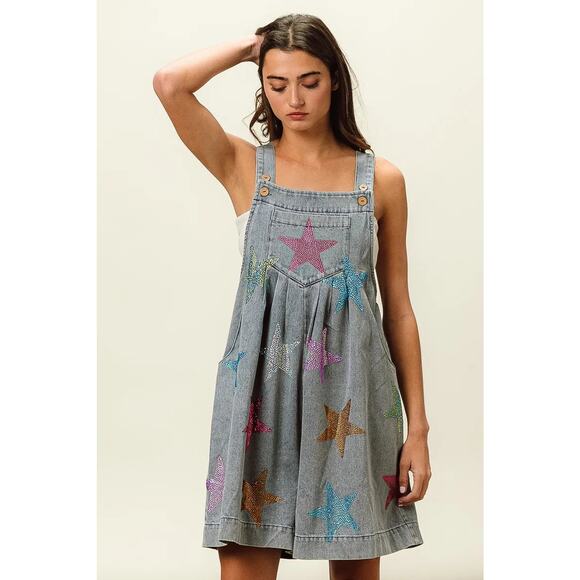 BiBi Star Pattern Rhinestone Washed Side Pockets Wide Leg Shortalls | Lt Denim - Picture 7 of 12
